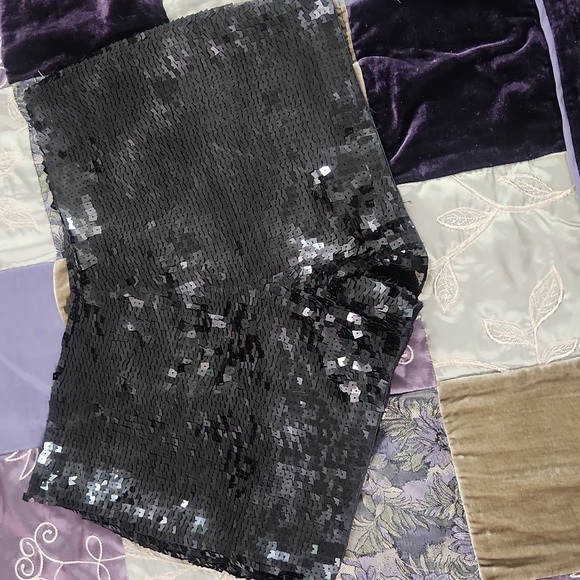 Peppe Peluso Sequin Bling Short Shorts - Picture 3 of 12